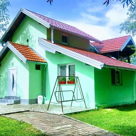 Kuca Delic Villa Racic Buitenkant foto