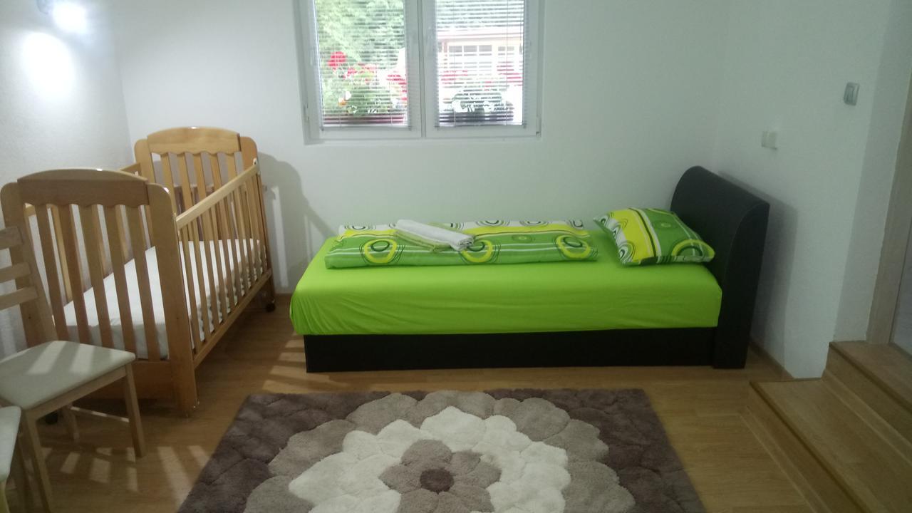 Kuca Delic Villa Racic Buitenkant foto